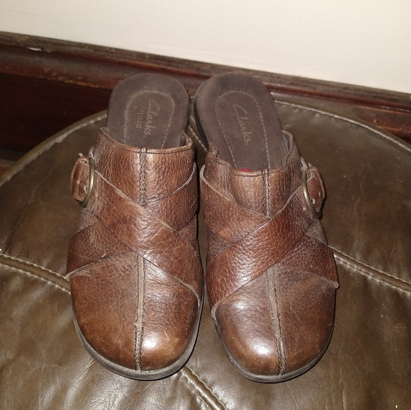 Clarks brown leather clogs - Picture 2 of 7